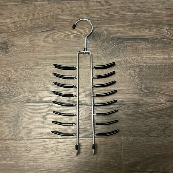 Belt or Jewelry Hanging Closet Organizer - Picture 1 of 4